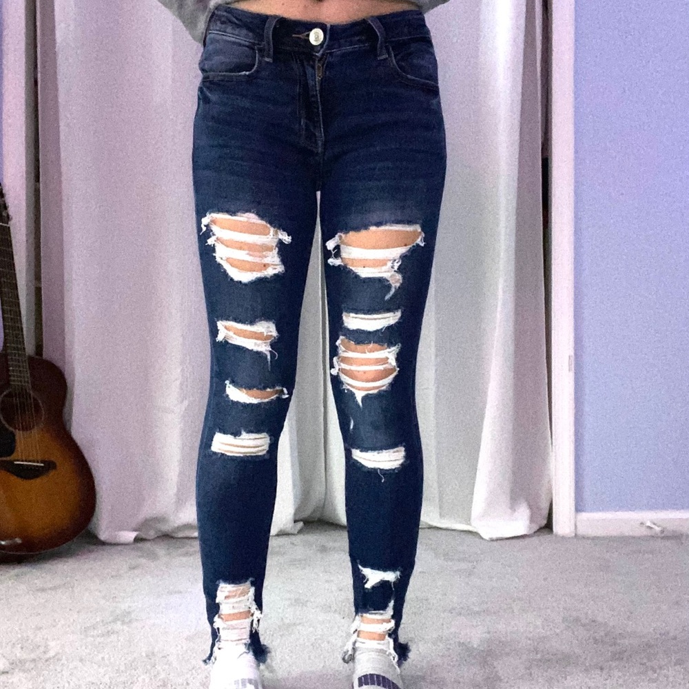 American Eagle Ripped Cropped Jeans